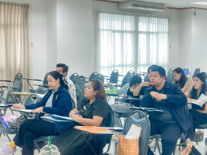 ศูนย์ภาษา สบจ. มรภ.เทพสตรี จัดอบรมพัฒนาทักษะภาษาอังกฤษเพื่อการสื่อสารและบริการประชาชน