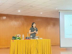 ศูนย์ภาษา สบจ. มรภ.เทพสตรี จัดอบรมพัฒนาทักษะภาษาอังกฤษเพื่อการสื่อสารและบริการประชาชน
