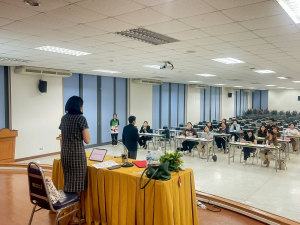 ศูนย์ภาษา สบจ. มรภ.เทพสตรี จัดอบรมพัฒนาทักษะภาษาอังกฤษเพื่อการสื่อสารและบริการประชาชน