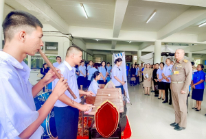 มรภ.เทพสตรี ร่วมต้อนรับองคมนตรีในโอกาสตรวจเยี่ยมและติดตามผลการดำเนินงานของโรงเรียนราชประชานุเคราะห์ 33 จังหวัดลพบุรี