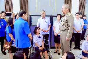 มรภ.เทพสตรี ร่วมต้อนรับองคมนตรีในโอกาสตรวจเยี่ยมและติดตามผลการดำเนินงานของโรงเรียนราชประชานุเคราะห์ 33 จังหวัดลพบุรี