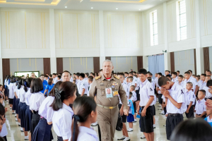 มรภ.เทพสตรี ร่วมต้อนรับองคมนตรีในโอกาสตรวจเยี่ยมและติดตามผลการดำเนินงานของโรงเรียนราชประชานุเคราะห์ 33 จังหวัดลพบุรี