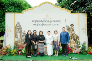 มรภ.เทพสตรี ร่วมกับภาคีเครือข่าย เปิดงานมหกรรมศิลปวัฒนธรรมและการท่องเที่ยว น้อมรำลึก พระเจ้าตากสินมหาราช ดึง Soft Power กระตุ้นเศรษฐกิจสร้างสรรค์
