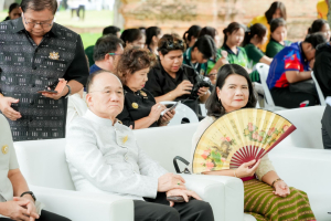 มรภ.เทพสตรี ร่วมกับภาคีเครือข่าย เปิดงานมหกรรมศิลปวัฒนธรรมและการท่องเที่ยว น้อมรำลึก พระเจ้าตากสินมหาราช ดึง Soft Power กระตุ้นเศรษฐกิจสร้างสรรค์
