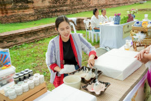 มรภ.เทพสตรี ร่วมกับภาคีเครือข่าย เปิดงานมหกรรมศิลปวัฒนธรรมและการท่องเที่ยว น้อมรำลึก พระเจ้าตากสินมหาราช ดึง Soft Power กระตุ้นเศรษฐกิจสร้างสรรค์