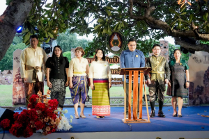 มรภ.เทพสตรี ร่วมกับภาคีเครือข่าย เปิดงานมหกรรมศิลปวัฒนธรรมและการท่องเที่ยว น้อมรำลึก พระเจ้าตากสินมหาราช ดึง Soft Power กระตุ้นเศรษฐกิจสร้างสรรค์