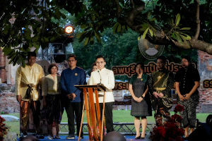 มรภ.เทพสตรี ร่วมกับภาคีเครือข่าย เปิดงานมหกรรมศิลปวัฒนธรรมและการท่องเที่ยว น้อมรำลึก พระเจ้าตากสินมหาราช ดึง Soft Power กระตุ้นเศรษฐกิจสร้างสรรค์