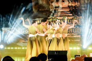 มรภ.เทพสตรี ร่วมกับภาคีเครือข่าย เปิดงานมหกรรมศิลปวัฒนธรรมและการท่องเที่ยว น้อมรำลึก พระเจ้าตากสินมหาราช ดึง Soft Power กระตุ้นเศรษฐกิจสร้างสรรค์