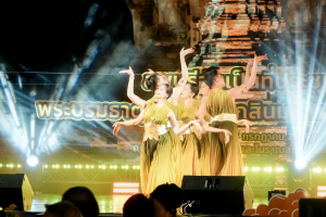 มรภ.เทพสตรี ร่วมกับภาคีเครือข่าย เปิดงานมหกรรมศิลปวัฒนธรรมและการท่องเที่ยว น้อมรำลึก พระเจ้าตากสินมหาราช ดึง Soft Power กระตุ้นเศรษฐกิจสร้างสรรค์
