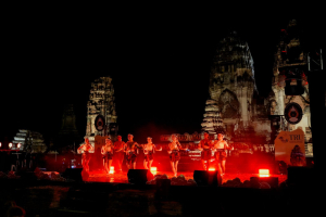 มรภ.เทพสตรี ร่วมกับภาคีเครือข่าย เปิดงานมหกรรมศิลปวัฒนธรรมและการท่องเที่ยว น้อมรำลึก พระเจ้าตากสินมหาราช ดึง Soft Power กระตุ้นเศรษฐกิจสร้างสรรค์