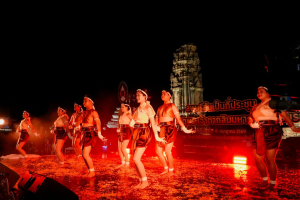 มรภ.เทพสตรี ร่วมกับภาคีเครือข่าย เปิดงานมหกรรมศิลปวัฒนธรรมและการท่องเที่ยว น้อมรำลึก พระเจ้าตากสินมหาราช ดึง Soft Power กระตุ้นเศรษฐกิจสร้างสรรค์