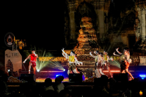 มรภ.เทพสตรี ร่วมกับภาคีเครือข่าย เปิดงานมหกรรมศิลปวัฒนธรรมและการท่องเที่ยว น้อมรำลึก พระเจ้าตากสินมหาราช ดึง Soft Power กระตุ้นเศรษฐกิจสร้างสรรค์