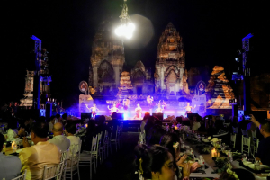 มรภ.เทพสตรี ร่วมกับภาคีเครือข่าย เปิดงานมหกรรมศิลปวัฒนธรรมและการท่องเที่ยว น้อมรำลึก พระเจ้าตากสินมหาราช ดึง Soft Power กระตุ้นเศรษฐกิจสร้างสรรค์