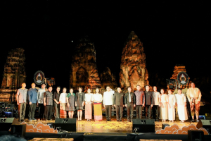 มรภ.เทพสตรี ร่วมกับภาคีเครือข่าย เปิดงานมหกรรมศิลปวัฒนธรรมและการท่องเที่ยว น้อมรำลึก พระเจ้าตากสินมหาราช ดึง Soft Power กระตุ้นเศรษฐกิจสร้างสรรค์