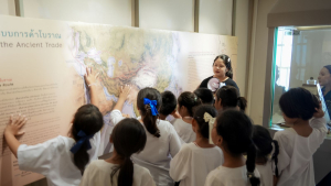 มรภ.เทพสตรี ร่วมกับภาคีเครือข่าย เปิดงานมหกรรมศิลปวัฒนธรรมและการท่องเที่ยว น้อมรำลึก พระเจ้าตากสินมหาราช ดึง Soft Power กระตุ้นเศรษฐกิจสร้างสรรค์
