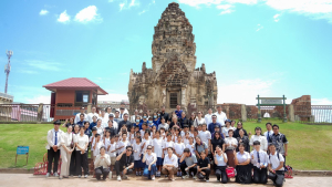 มรภ.เทพสตรี ร่วมกับภาคีเครือข่าย เปิดงานมหกรรมศิลปวัฒนธรรมและการท่องเที่ยว น้อมรำลึก พระเจ้าตากสินมหาราช ดึง Soft Power กระตุ้นเศรษฐกิจสร้างสรรค์