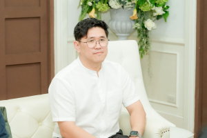คณบดี และ ผอ.สำนัก สถาบัน ร่วมแสดงมุทิตาคารวะ อธิการบดี มรภ.เทพสตรี ในโอกาสที่อธิการบดีครบวาระการดำรงตำแหน่ง