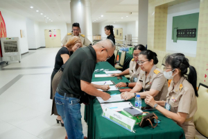 มรภ.เทพสตรี เปิดเวทีแสดงวิสัยทัศน์ของผู้มีสิทธิเข้ารับการสรรหาให้ดำรงตำแหน่งอธิการบดีมหาวิทยาลัยราชภัฏเทพสตรี