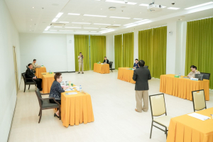 มรภ.เทพสตรี เปิดเวทีแสดงวิสัยทัศน์ของผู้มีสิทธิเข้ารับการสรรหาให้ดำรงตำแหน่งอธิการบดีมหาวิทยาลัยราชภัฏเทพสตรี
