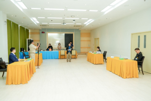 มรภ.เทพสตรี เปิดเวทีแสดงวิสัยทัศน์ของผู้มีสิทธิเข้ารับการสรรหาให้ดำรงตำแหน่งอธิการบดีมหาวิทยาลัยราชภัฏเทพสตรี