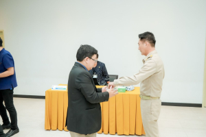 มรภ.เทพสตรี เปิดเวทีแสดงวิสัยทัศน์ของผู้มีสิทธิเข้ารับการสรรหาให้ดำรงตำแหน่งอธิการบดีมหาวิทยาลัยราชภัฏเทพสตรี