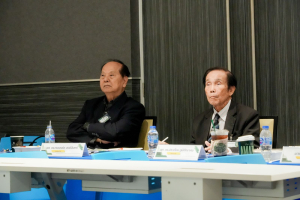 มรภ.เทพสตรี เปิดเวทีแสดงวิสัยทัศน์ของผู้มีสิทธิเข้ารับการสรรหาให้ดำรงตำแหน่งอธิการบดีมหาวิทยาลัยราชภัฏเทพสตรี