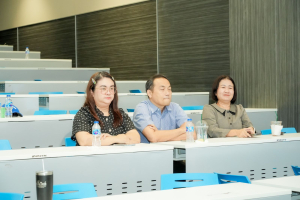 มรภ.เทพสตรี เปิดเวทีแสดงวิสัยทัศน์ของผู้มีสิทธิเข้ารับการสรรหาให้ดำรงตำแหน่งอธิการบดีมหาวิทยาลัยราชภัฏเทพสตรี