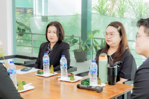 สำนักวิทยบริการฯ มรภ.เทพสตรี ต้อนรับคณะศึกษาดูงานจากศูนย์การบินทหารบก แลกเปลี่ยนเรียนรู้ Green Library และ Green Office