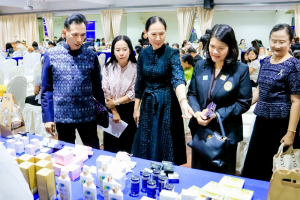 มรภ.เทพสตรี ร่วมเป็นกรรมการคัดสรรสุดยอด OTOP ลพบุรี ปี 2569 ยกระดับสินค้าชุมชนสู่สากล