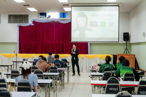 คณะเทคโนโลยีอุตสาหกรรม มรภ.เทพสตรี จัดอบรมพัฒนานักศึกษา มุ่งสร้างทักษะรู้เท่าทันไซเบอร์และใช้งานอินเทอร์เน็ตอย่างปลอดภัย