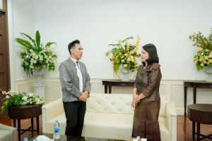 ผวจ.ลพบุรี เข้าพบ อธิการบดี มรภ.เทพสตรี แสดงมุทิตาคารวะในโอกาสครบวาระการดำรงตำแหน่ง สานสัมพันธ์ความร่วมมืออันดีเพื่อท้องถิ่น