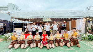 สำนักศิลปะและวัฒนธรรม มรภ.เทพสตรี ร่วมเปิดงานนำเสนอโครงการยกระดับท่องเที่ยวตามรอยสมเด็จพระเจ้าตากสินมหาราชฯ โชว์ Soft Power มวยฉลาดลพบุรี ขับเคลื่อนเศรษฐกิจสร้างสรรค์
