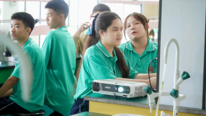 รร.สาธิต มรภ.เทพสตรี จัดพัฒนาทักษะวิทยาศาสตร์นักเรียน ม.ต้น - ม.ปลาย มุ่งเชื่อมโยงองค์ความรู้ พร้อมลุยศึกแข่งขันงานสัปดาห์วิทยาศาสตร์