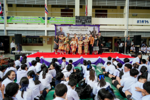 โรงเรียนสาธิต มรภ.เทพสตรี จัดกิจกรรม จากวันสุนทรภู่สู่วันภาษาไทยแห่งชาติ สืบสานวัฒนธรรมไทย