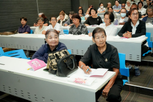 คณะมนุษยศาสตร์ฯ มรภ.เทพสตรี ร่วมกับภาคีเครือข่าย ขับเคลื่อนสังคมสูงวัย เปิดงาน มหกรรมพลังวัยเก๋า 3 บุรี สานพลัง 14 ภาคีเครือข่ายลงนาม MOU หนุนลพบุรีเมืองแห่งความสุข