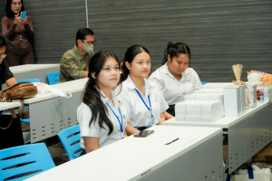 คณะมนุษยศาสตร์ฯ มรภ.เทพสตรี ร่วมกับภาคีเครือข่าย ขับเคลื่อนสังคมสูงวัย เปิดงาน มหกรรมพลังวัยเก๋า 3 บุรี สานพลัง 14 ภาคีเครือข่ายลงนาม MOU หนุนลพบุรีเมืองแห่งความสุข
