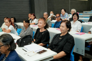 คณะมนุษยศาสตร์ฯ มรภ.เทพสตรี ร่วมกับภาคีเครือข่าย ขับเคลื่อนสังคมสูงวัย เปิดงาน มหกรรมพลังวัยเก๋า 3 บุรี สานพลัง 14 ภาคีเครือข่ายลงนาม MOU หนุนลพบุรีเมืองแห่งความสุข