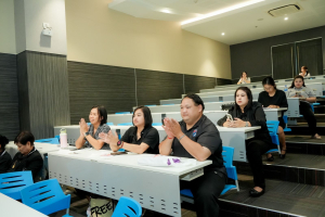 คณะมนุษยศาสตร์ฯ มรภ.เทพสตรี ร่วมกับภาคีเครือข่าย ขับเคลื่อนสังคมสูงวัย เปิดงาน มหกรรมพลังวัยเก๋า 3 บุรี สานพลัง 14 ภาคีเครือข่ายลงนาม MOU หนุนลพบุรีเมืองแห่งความสุข