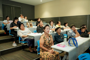 คณะมนุษยศาสตร์ฯ มรภ.เทพสตรี ร่วมกับภาคีเครือข่าย ขับเคลื่อนสังคมสูงวัย เปิดงาน มหกรรมพลังวัยเก๋า 3 บุรี สานพลัง 14 ภาคีเครือข่ายลงนาม MOU หนุนลพบุรีเมืองแห่งความสุข