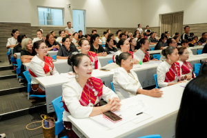 คณะมนุษยศาสตร์ฯ มรภ.เทพสตรี ร่วมกับภาคีเครือข่าย ขับเคลื่อนสังคมสูงวัย เปิดงาน มหกรรมพลังวัยเก๋า 3 บุรี สานพลัง 14 ภาคีเครือข่ายลงนาม MOU หนุนลพบุรีเมืองแห่งความสุข