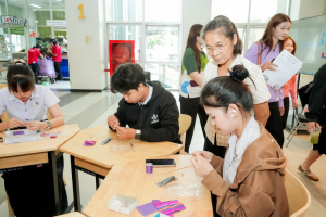 คณะมนุษยศาสตร์ฯ มรภ.เทพสตรี ร่วมกับภาคีเครือข่าย ขับเคลื่อนสังคมสูงวัย เปิดงาน มหกรรมพลังวัยเก๋า 3 บุรี สานพลัง 14 ภาคีเครือข่ายลงนาม MOU หนุนลพบุรีเมืองแห่งความสุข