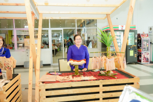คณะมนุษยศาสตร์ฯ มรภ.เทพสตรี ร่วมกับภาคีเครือข่าย ขับเคลื่อนสังคมสูงวัย เปิดงาน มหกรรมพลังวัยเก๋า 3 บุรี สานพลัง 14 ภาคีเครือข่ายลงนาม MOU หนุนลพบุรีเมืองแห่งความสุข