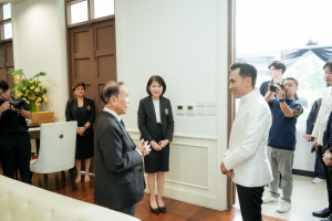 คณะมนุษยศาสตร์ฯ มรภ.เทพสตรี ร่วมกับภาคีเครือข่าย ขับเคลื่อนสังคมสูงวัย เปิดงาน มหกรรมพลังวัยเก๋า 3 บุรี สานพลัง 14 ภาคีเครือข่ายลงนาม MOU หนุนลพบุรีเมืองแห่งความสุข