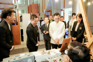 คณะมนุษยศาสตร์ฯ มรภ.เทพสตรี ร่วมกับภาคีเครือข่าย ขับเคลื่อนสังคมสูงวัย เปิดงาน มหกรรมพลังวัยเก๋า 3 บุรี สานพลัง 14 ภาคีเครือข่ายลงนาม MOU หนุนลพบุรีเมืองแห่งความสุข