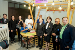 คณะมนุษยศาสตร์ฯ มรภ.เทพสตรี ร่วมกับภาคีเครือข่าย ขับเคลื่อนสังคมสูงวัย เปิดงาน มหกรรมพลังวัยเก๋า 3 บุรี สานพลัง 14 ภาคีเครือข่ายลงนาม MOU หนุนลพบุรีเมืองแห่งความสุข