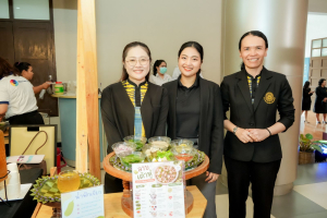 คณะมนุษยศาสตร์ฯ มรภ.เทพสตรี ร่วมกับภาคีเครือข่าย ขับเคลื่อนสังคมสูงวัย เปิดงาน มหกรรมพลังวัยเก๋า 3 บุรี สานพลัง 14 ภาคีเครือข่ายลงนาม MOU หนุนลพบุรีเมืองแห่งความสุข
