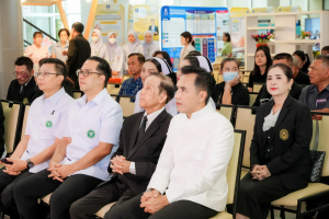 คณะมนุษยศาสตร์ฯ มรภ.เทพสตรี ร่วมกับภาคีเครือข่าย ขับเคลื่อนสังคมสูงวัย เปิดงาน มหกรรมพลังวัยเก๋า 3 บุรี สานพลัง 14 ภาคีเครือข่ายลงนาม MOU หนุนลพบุรีเมืองแห่งความสุข