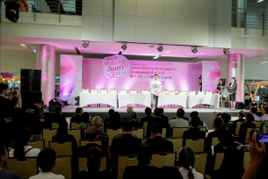 คณะมนุษยศาสตร์ฯ มรภ.เทพสตรี ร่วมกับภาคีเครือข่าย ขับเคลื่อนสังคมสูงวัย เปิดงาน มหกรรมพลังวัยเก๋า 3 บุรี สานพลัง 14 ภาคีเครือข่ายลงนาม MOU หนุนลพบุรีเมืองแห่งความสุข