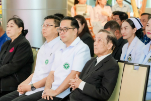คณะมนุษยศาสตร์ฯ มรภ.เทพสตรี ร่วมกับภาคีเครือข่าย ขับเคลื่อนสังคมสูงวัย เปิดงาน มหกรรมพลังวัยเก๋า 3 บุรี สานพลัง 14 ภาคีเครือข่ายลงนาม MOU หนุนลพบุรีเมืองแห่งความสุข