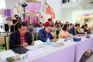 คณะมนุษยศาสตร์ฯ มรภ.เทพสตรี ร่วมกับภาคีเครือข่าย ขับเคลื่อนสังคมสูงวัย เปิดงาน มหกรรมพลังวัยเก๋า 3 บุรี สานพลัง 14 ภาคีเครือข่ายลงนาม MOU หนุนลพบุรีเมืองแห่งความสุข